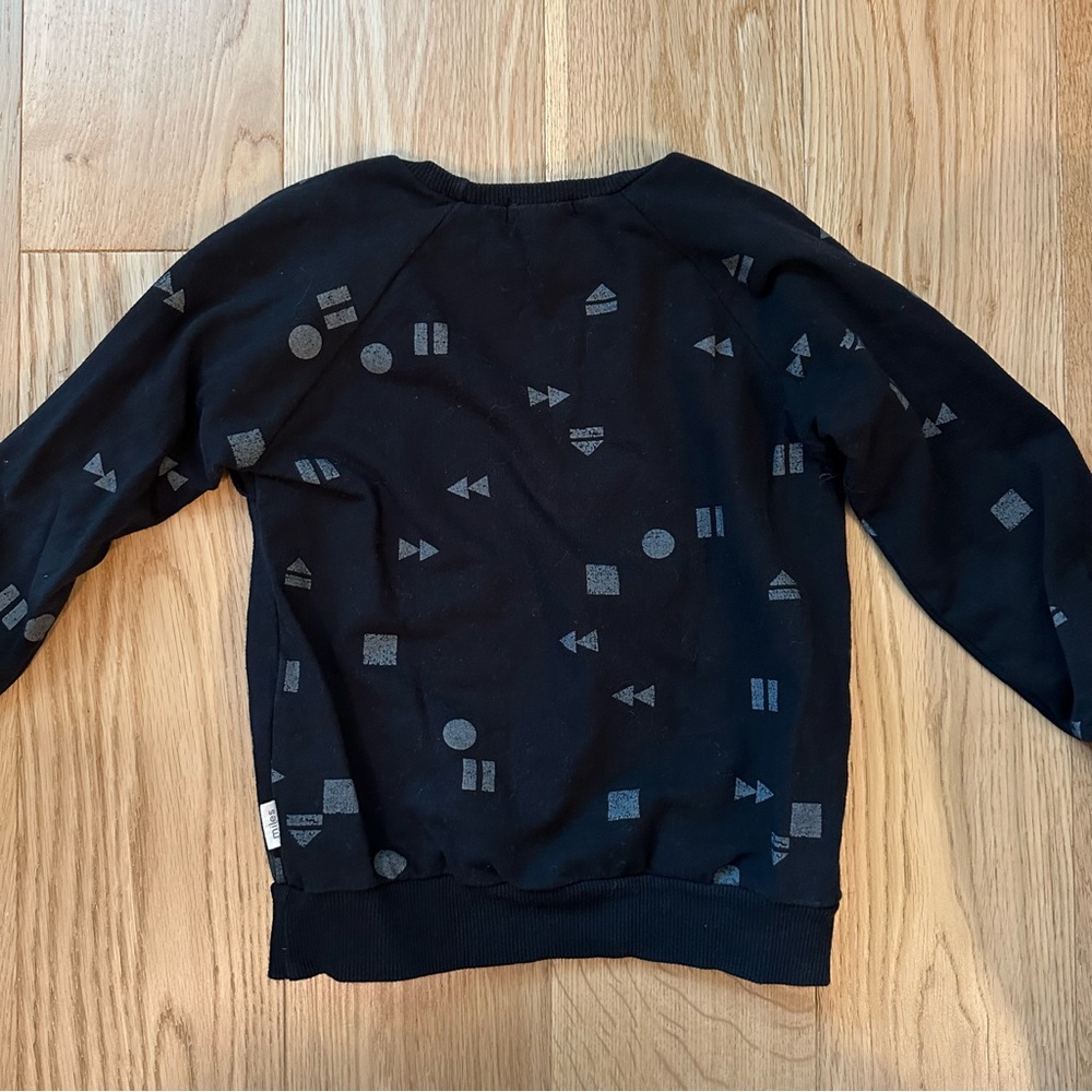 Black Geometric Ruffle Sweatshirt Size 3 - Picture 4 of 6